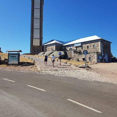 Hospederia Del Santuario De La Pena De Francia Hotell El Cabaco Exteriör bild